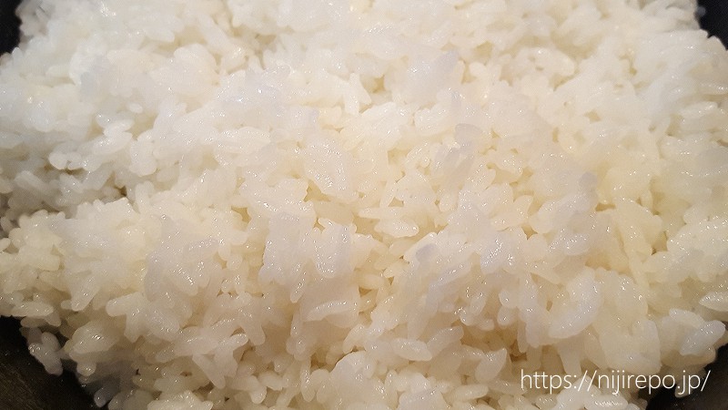 楽天生活応援米 炊きあがり後全体を混ぜる